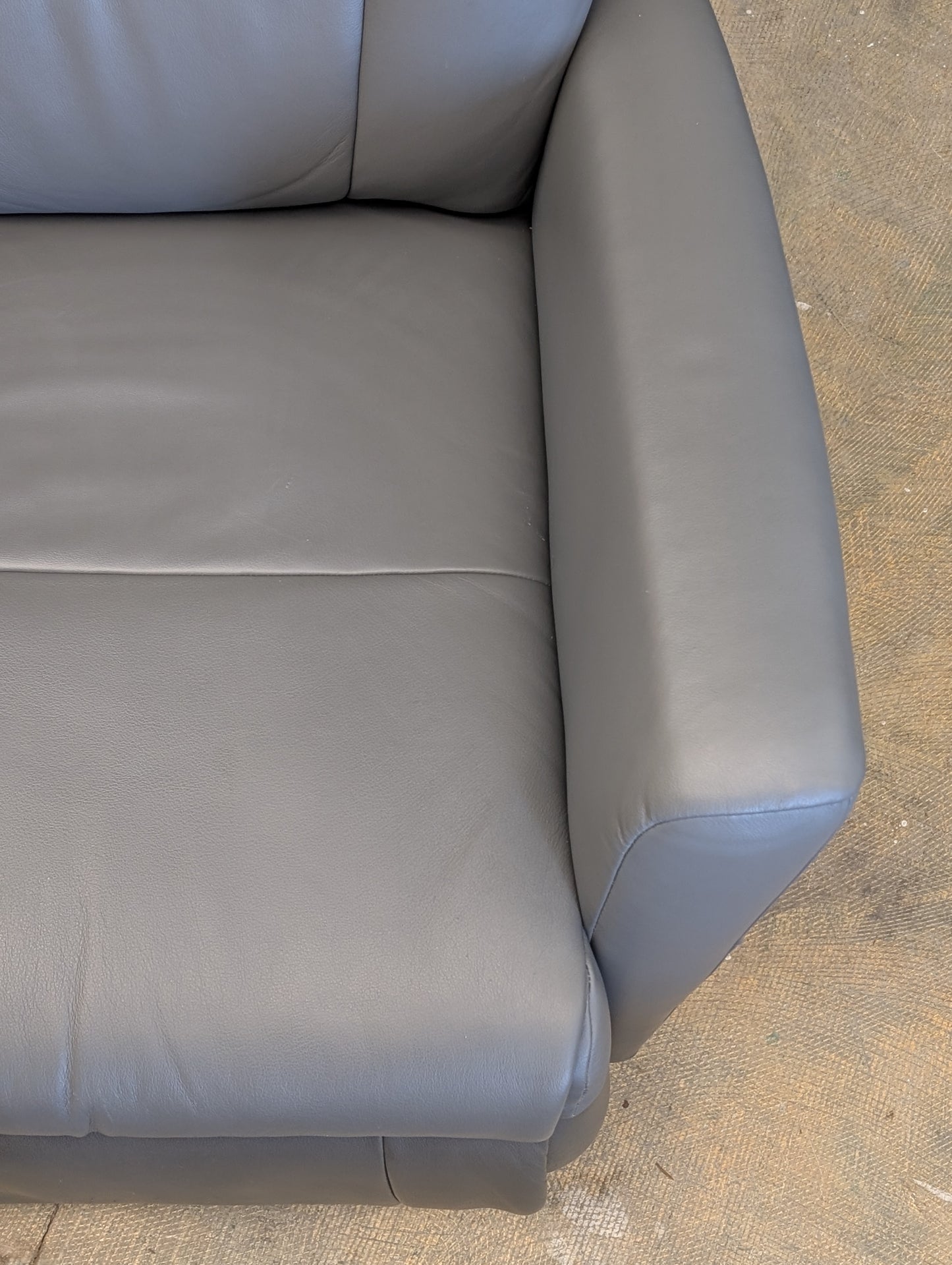 Bergen PowerLux Zero Gravity Recliner