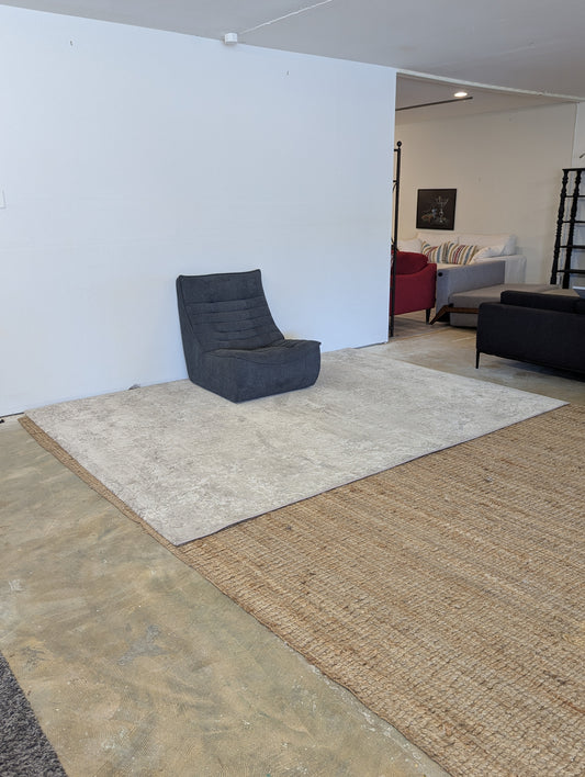 Jordan's Designer Collection 8x11 Parchment Rug