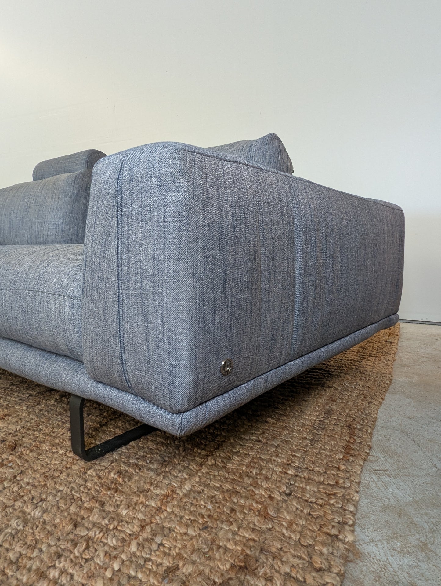 TEMPO Sectional