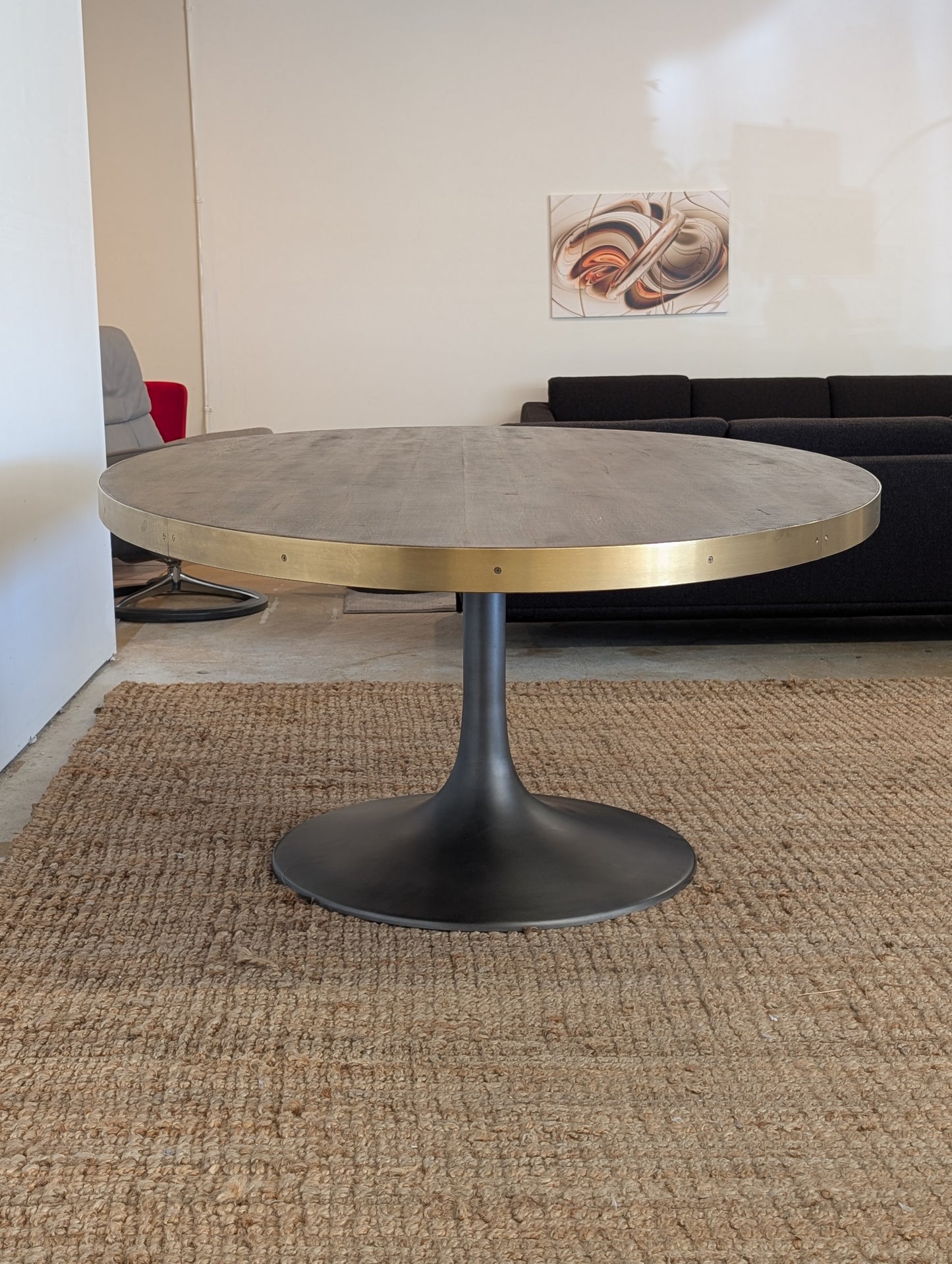 Evans Oval Dinning Table
