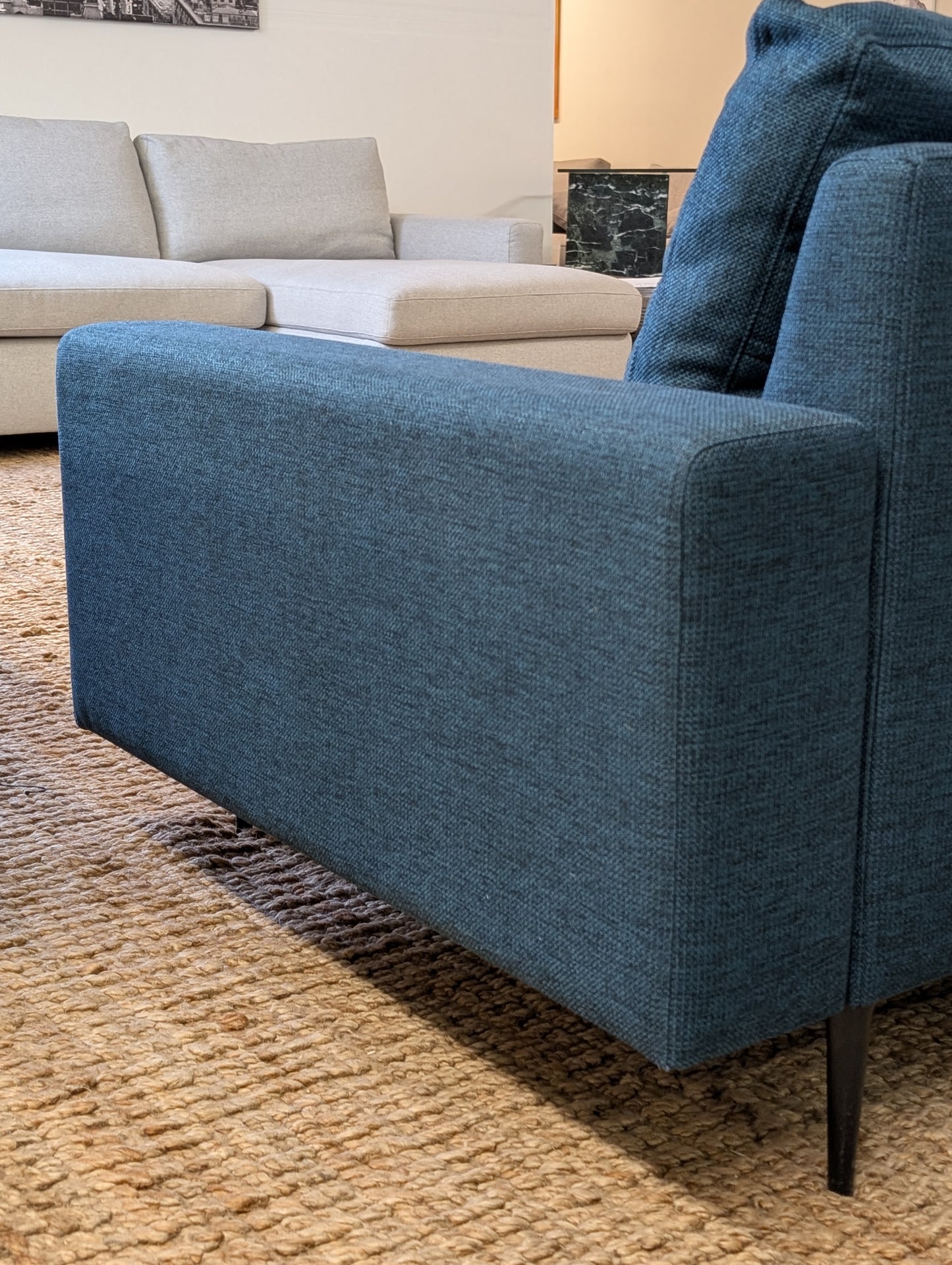 Article Nova Sectional