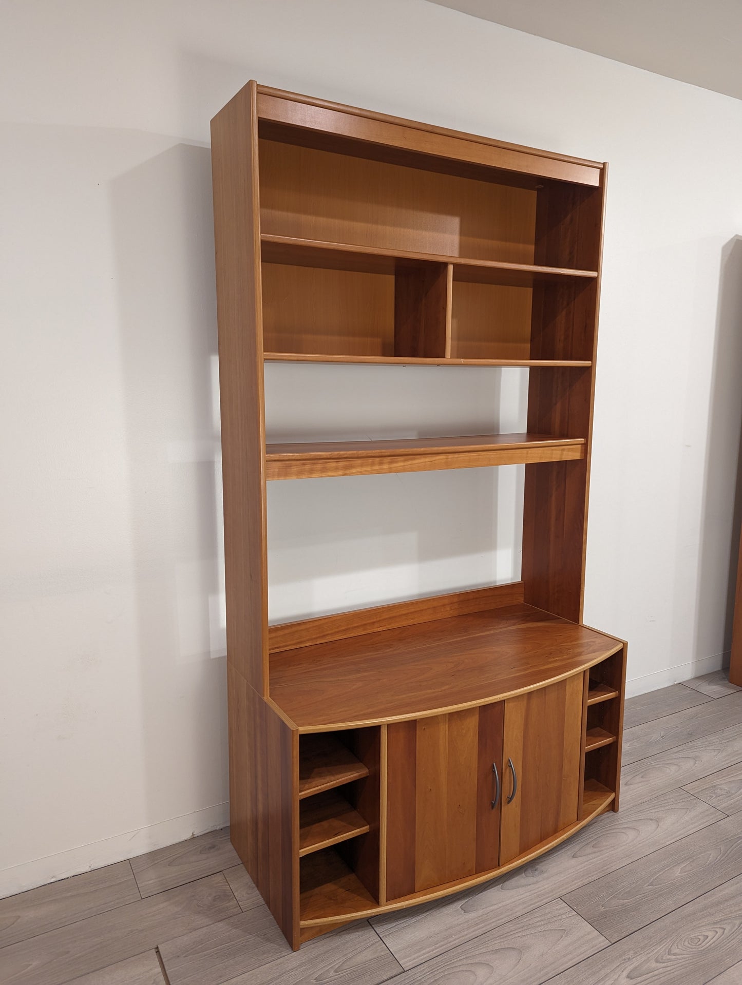Cherry Hutch