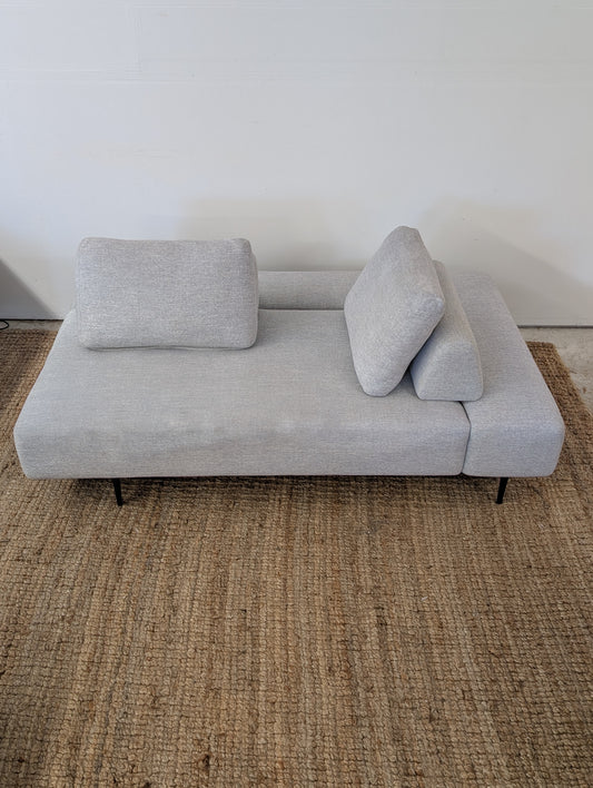 Article Divan One-Piece Sofa