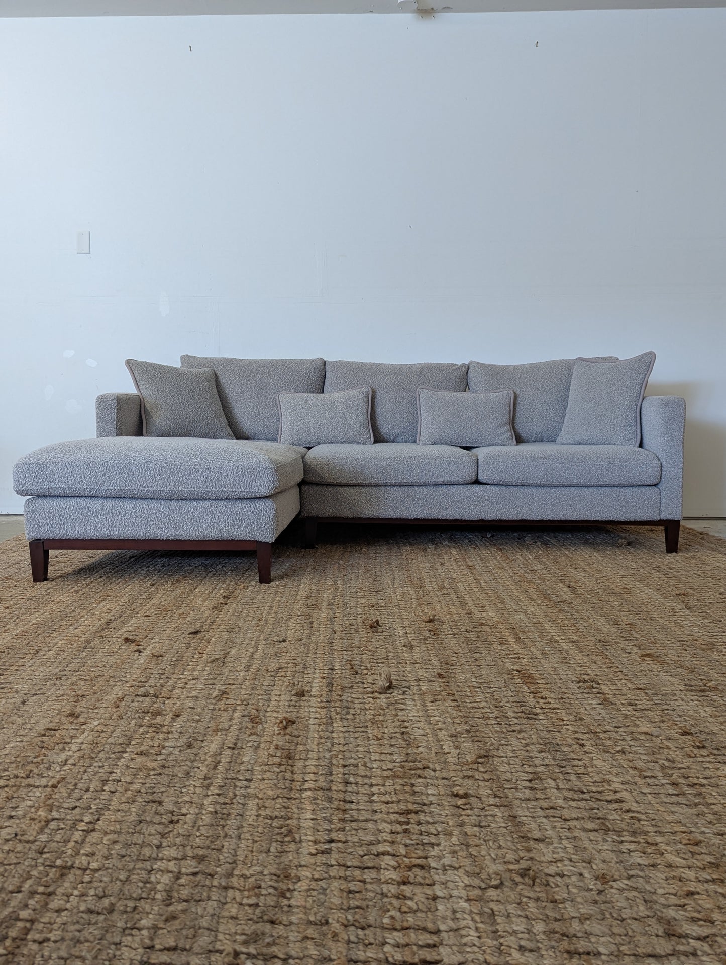 Showhome Furniture Bankbur Boucle Sectional