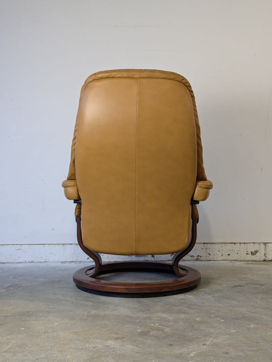 Ekornes Stressless Sunrise Chair + Ottoman