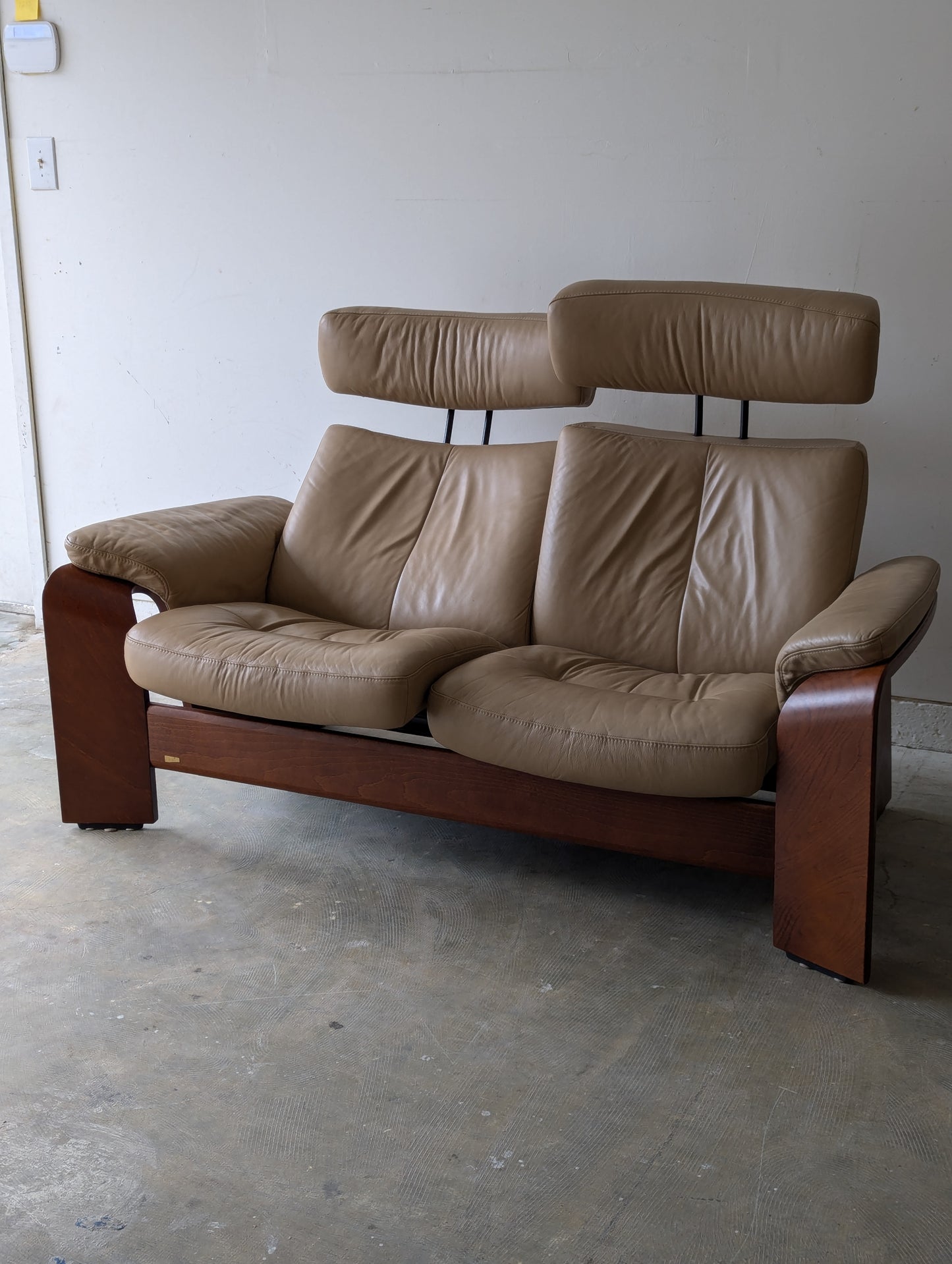 Ekornes Stressless Pegasus Sofa