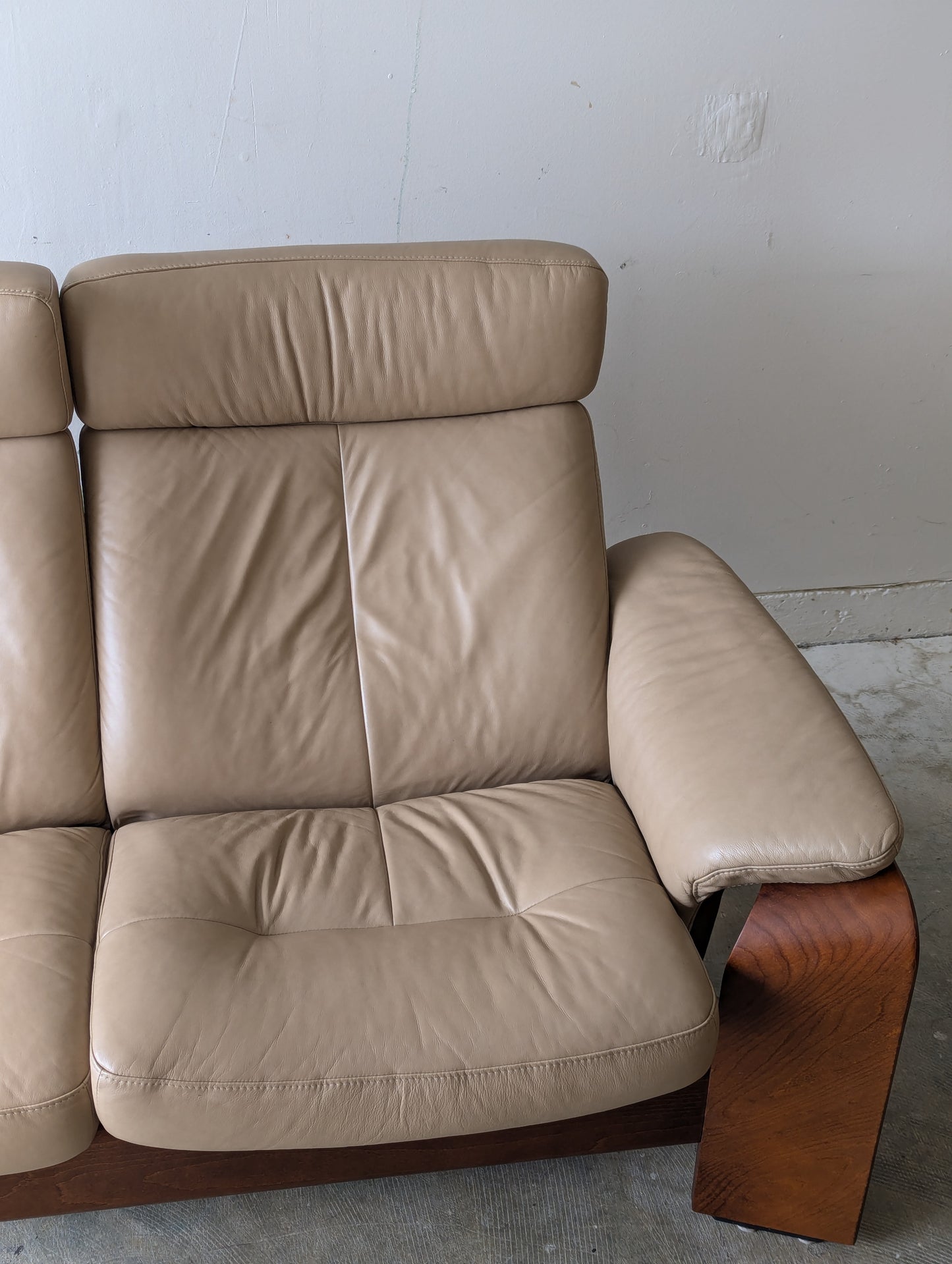 Ekornes Stressless Pegasus Sofa
