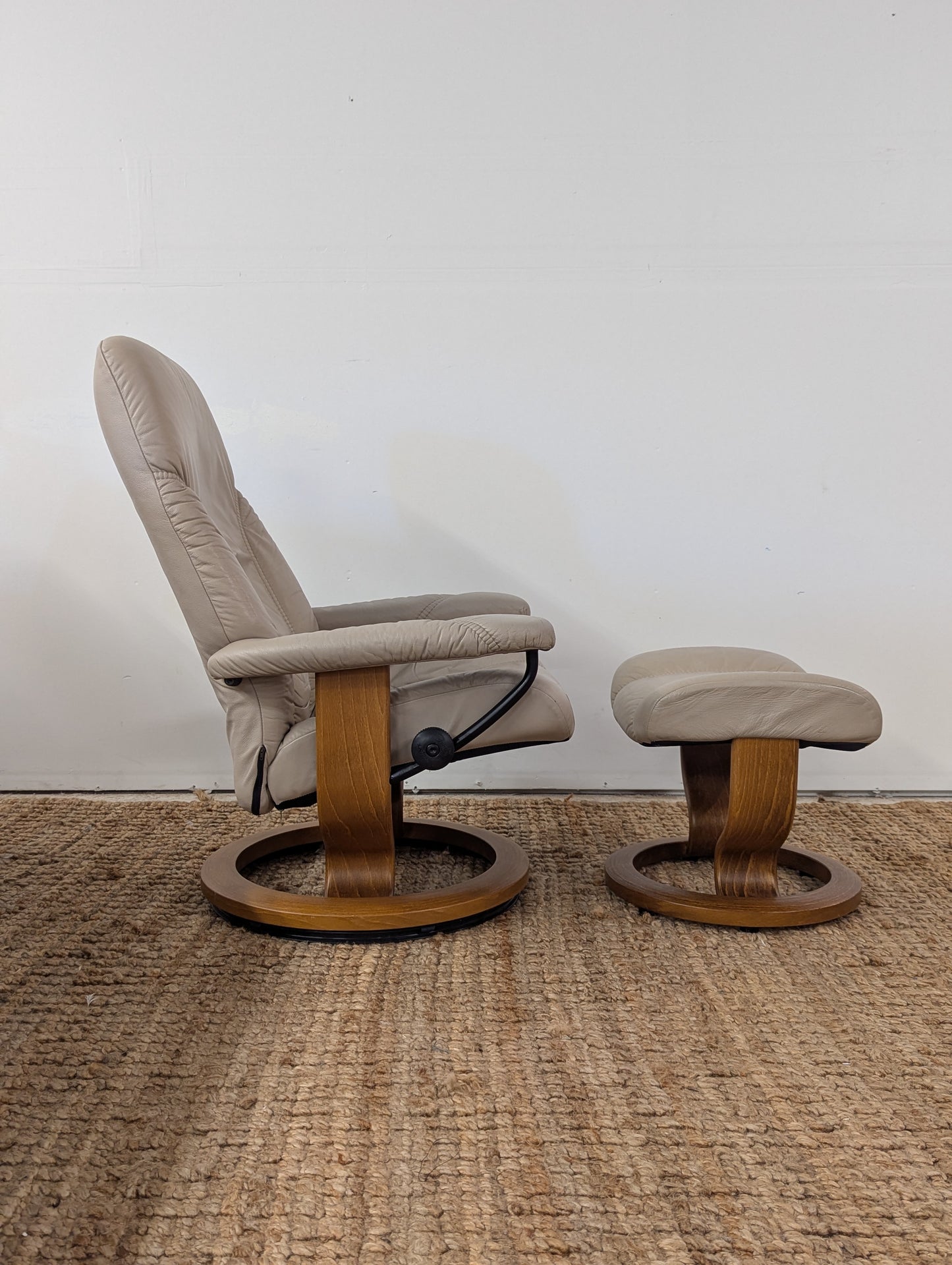 Ekornes Stressless Consul Chair
