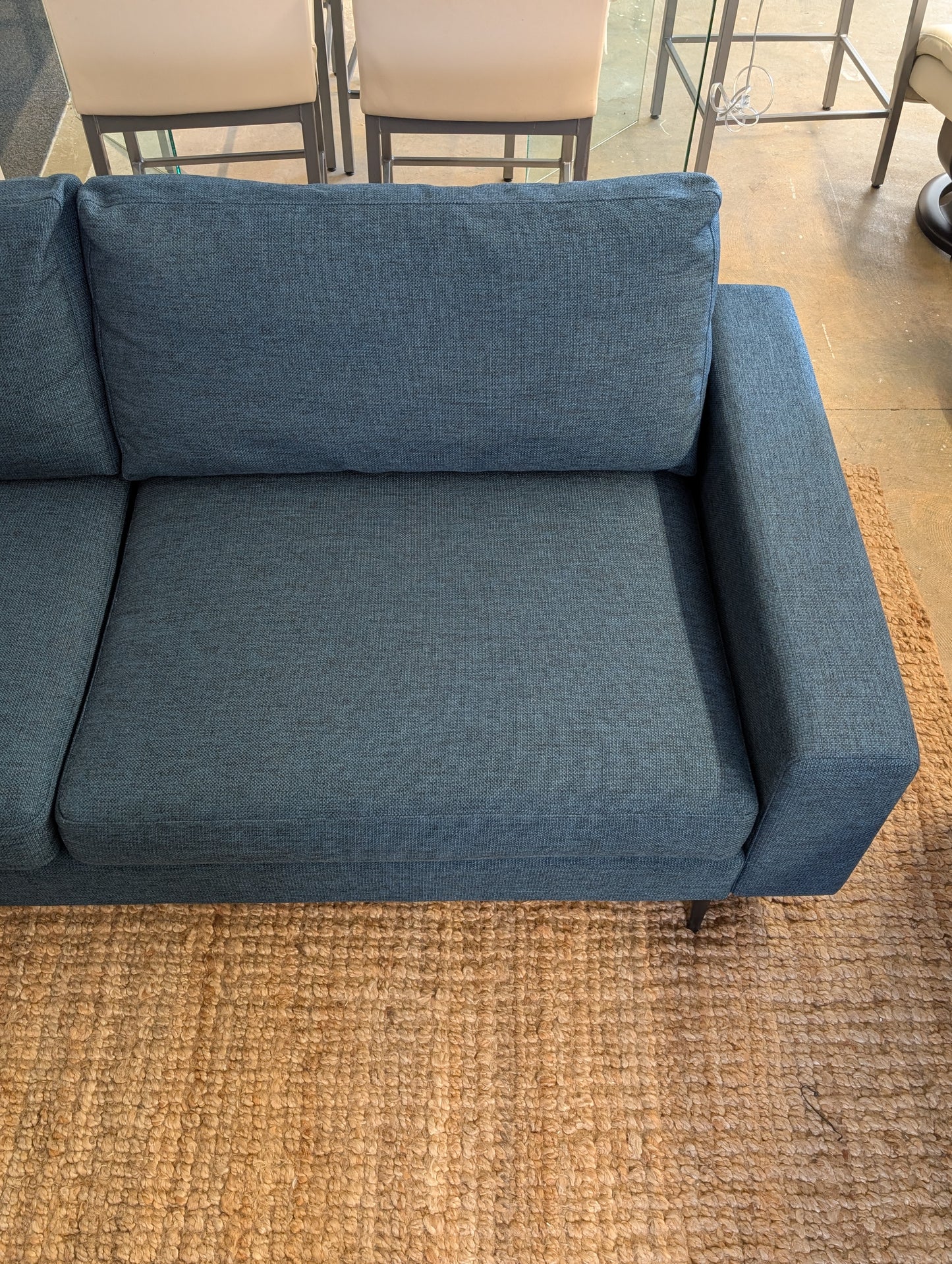 Article Nova Sectional