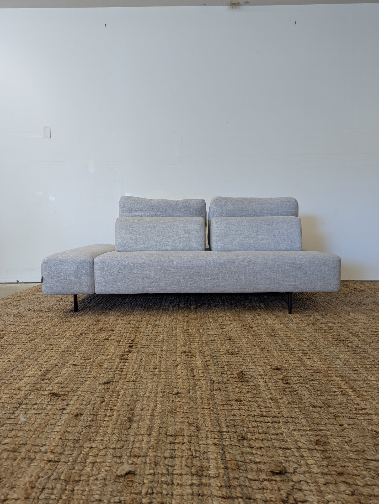 Article Divan One-Piece Sofa