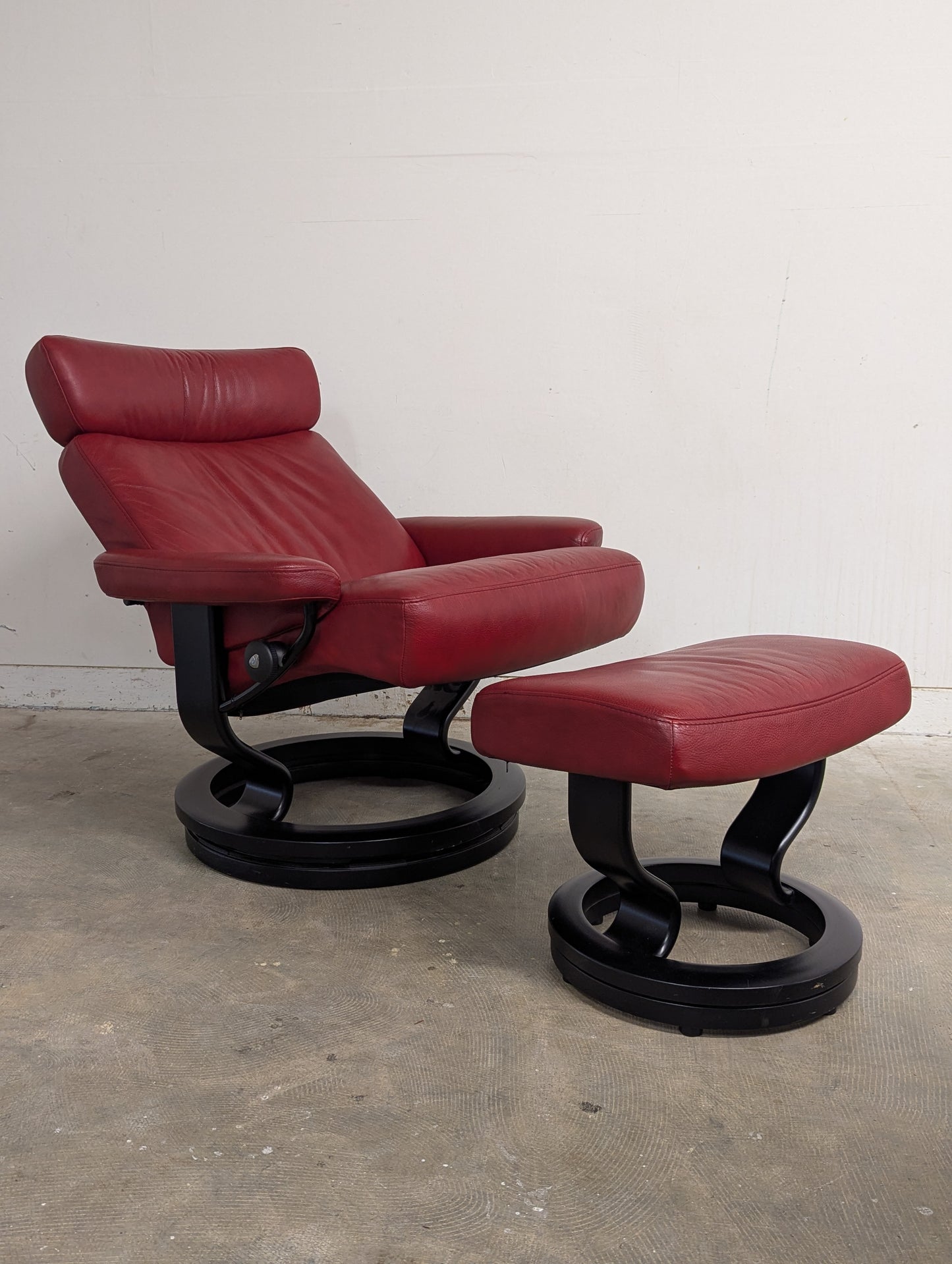 Stressless Taurus Lounge Chair