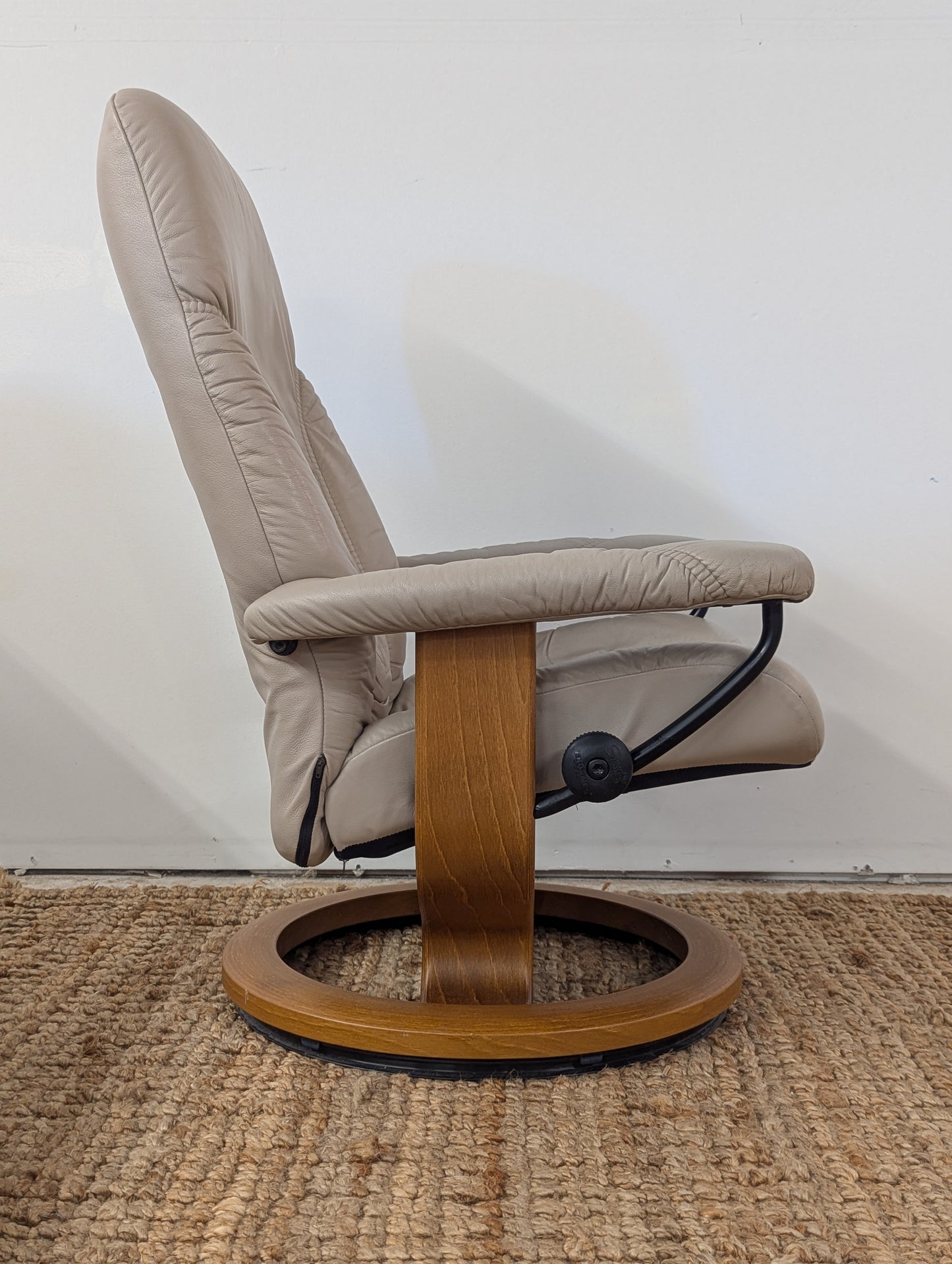 Ekornes Stressless Consul Chair