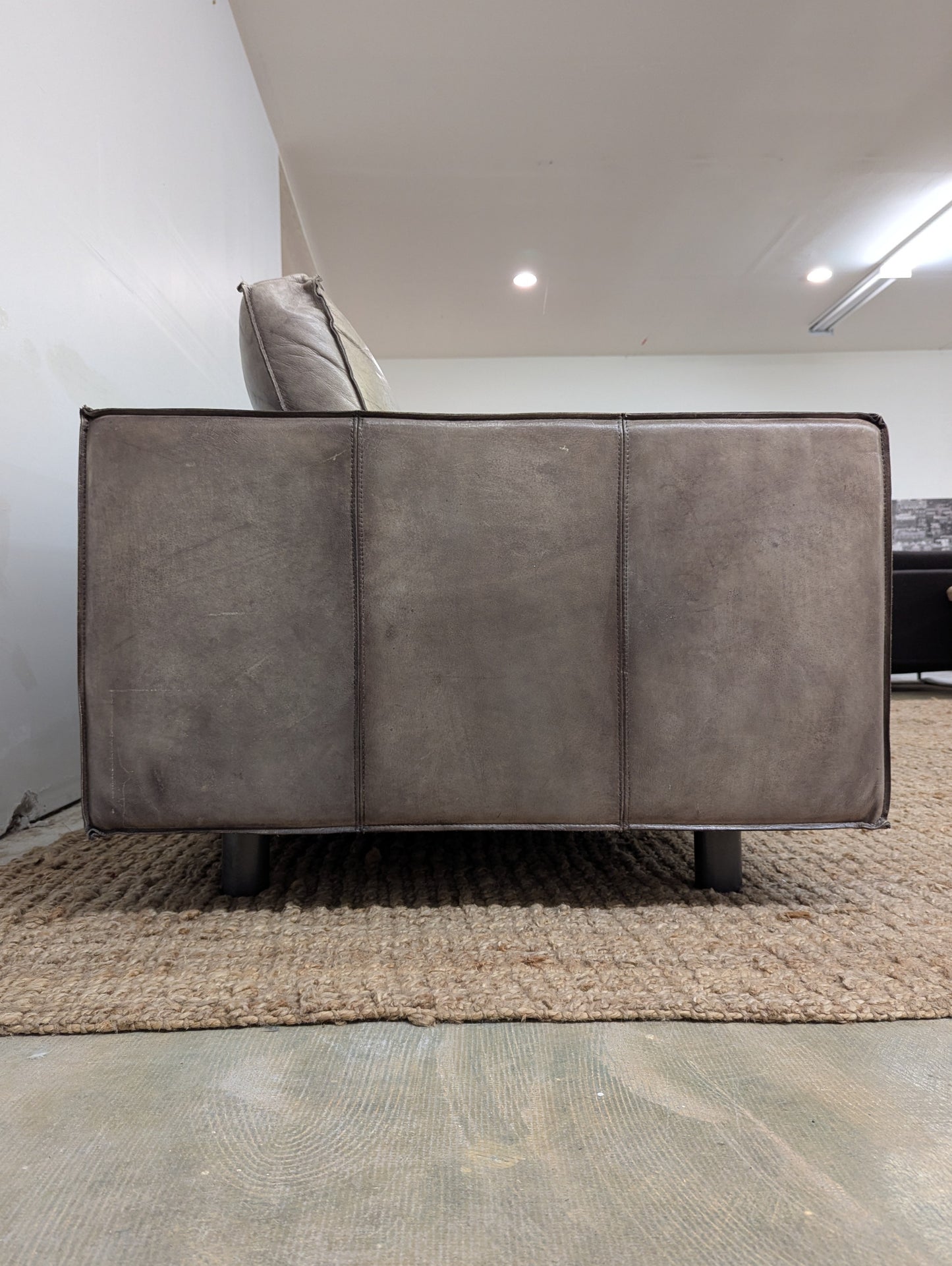 Zientte Leather Sofa