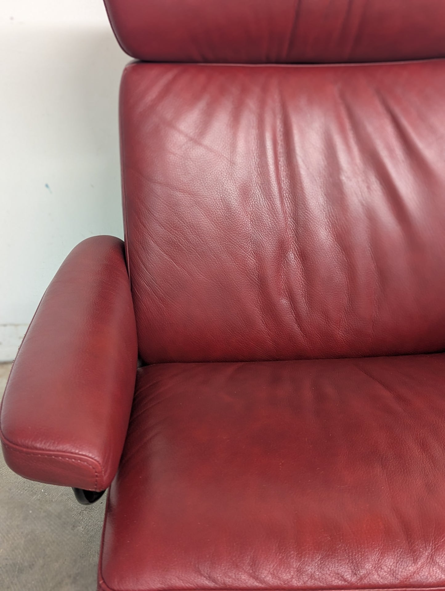 Stressless Taurus Lounge Chair