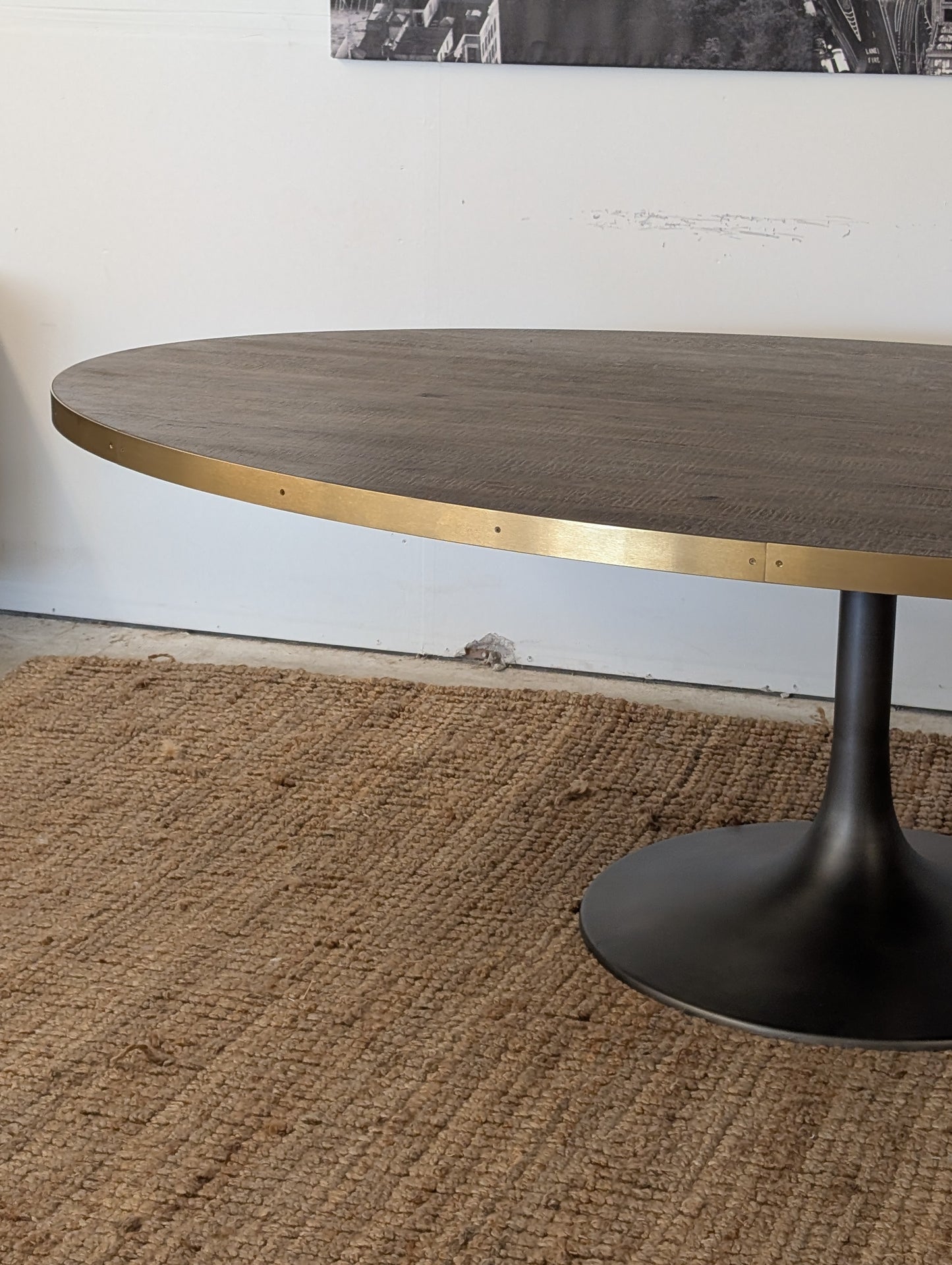 Evans Oval Dinning Table