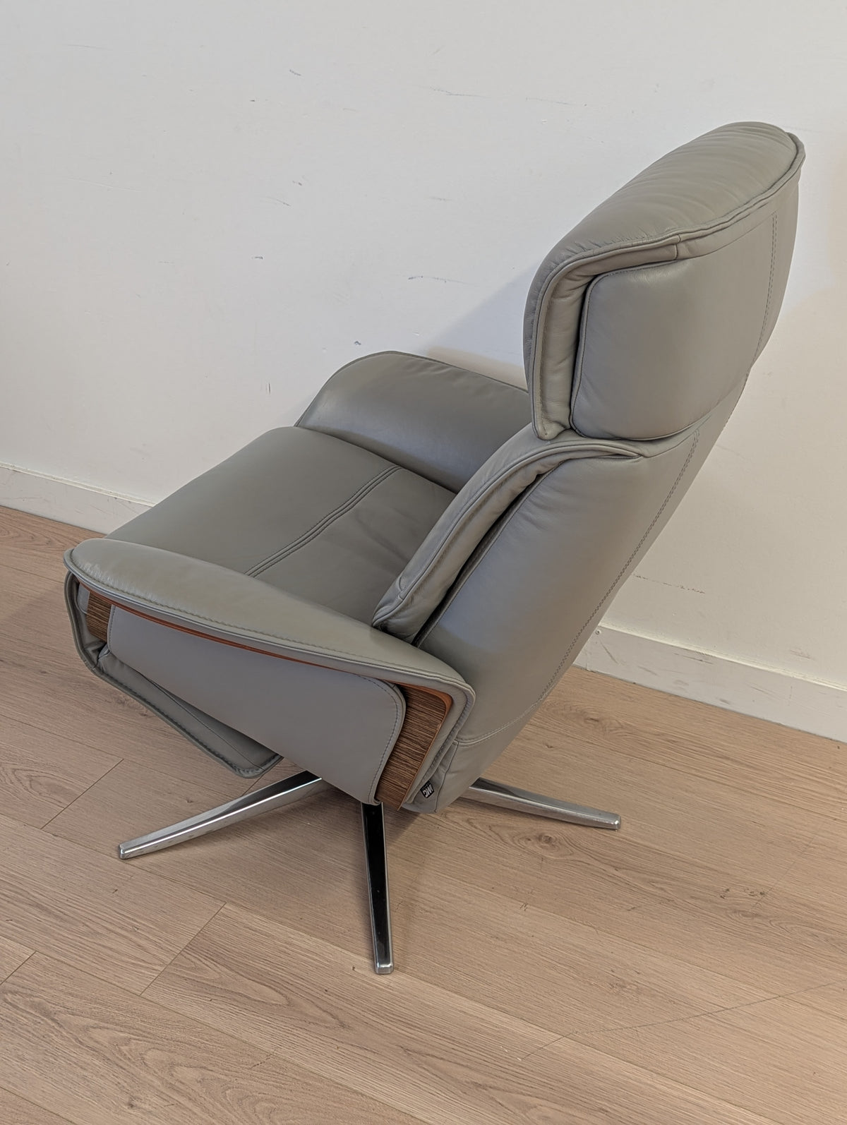 IMG SPI5300 Reclining Armchair