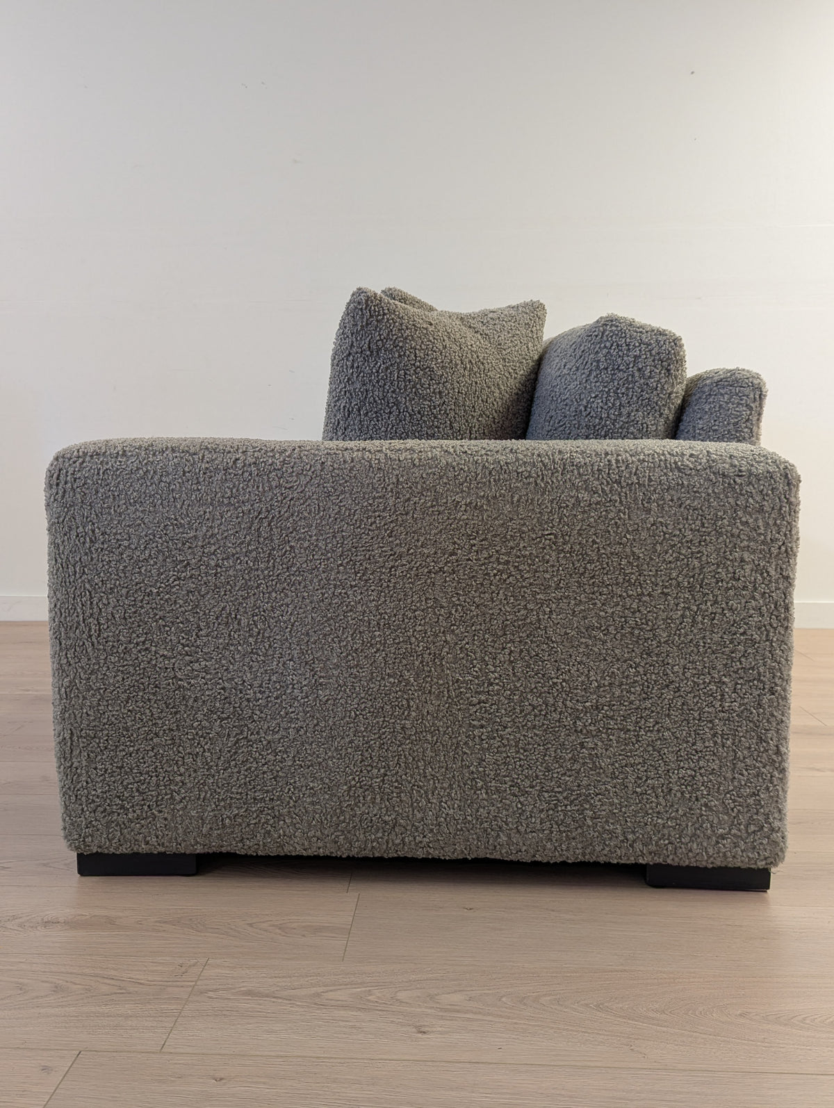 Bernhardt Drew - 2 Seat Sofa