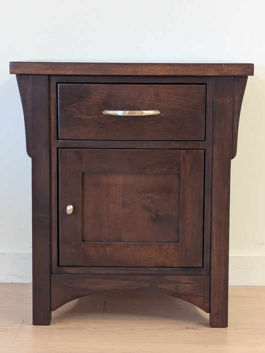 Sahara Home Furniture Solitaire Nightstands (Set of 2)