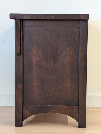 Sahara Home Furniture Solitaire Nightstands (Set of 2)