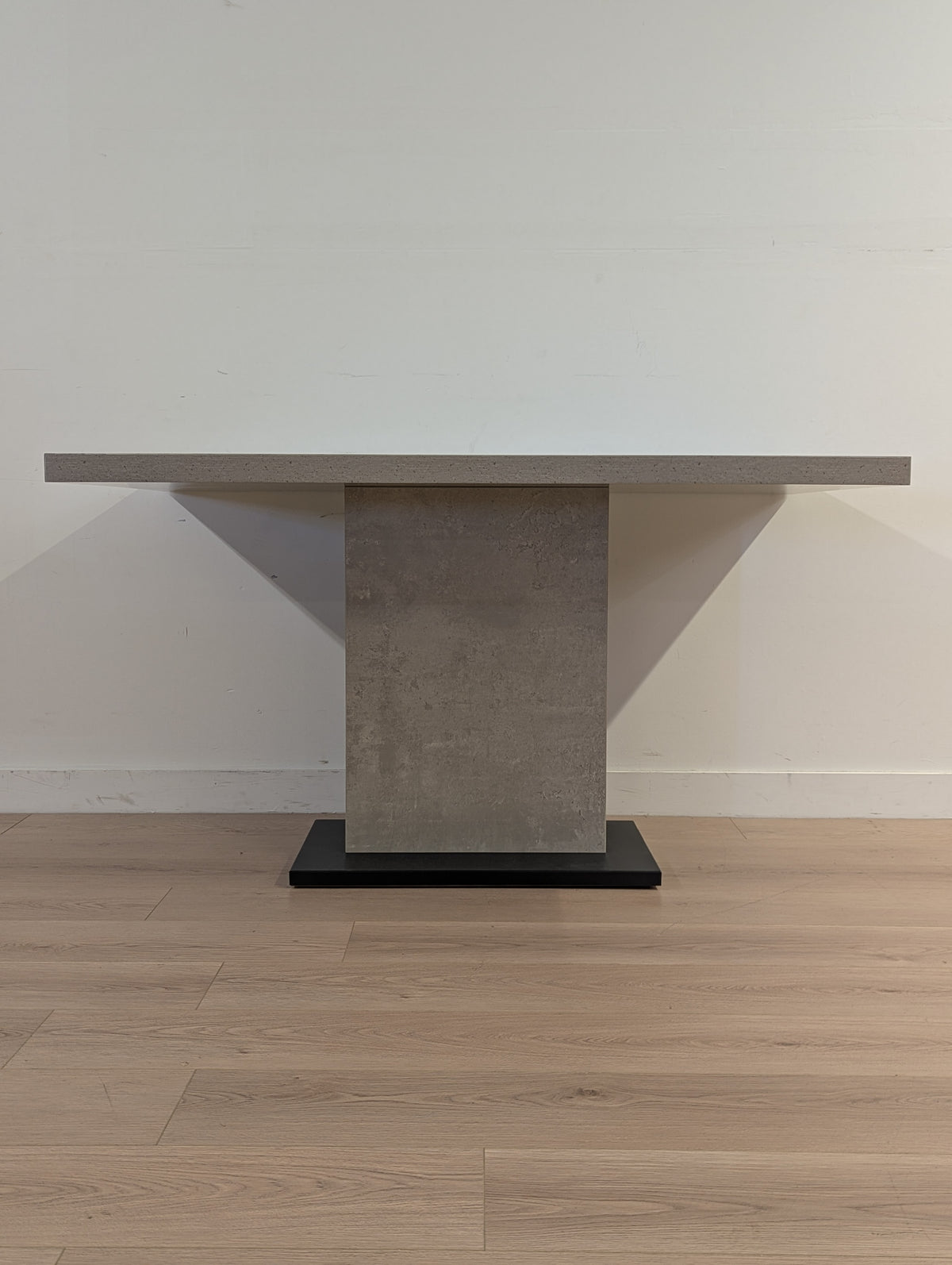 Moe's Hanlon Dining Table
