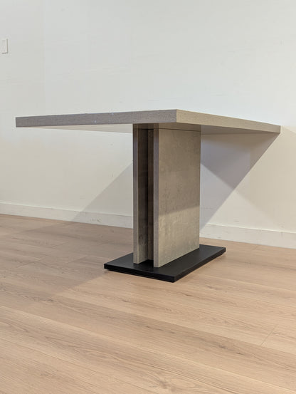 Moe's Hanlon Dining Table