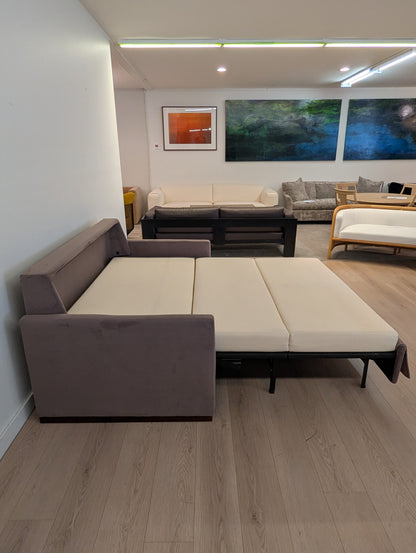 American Leather Patterson Sleeper Sofa (Queen)