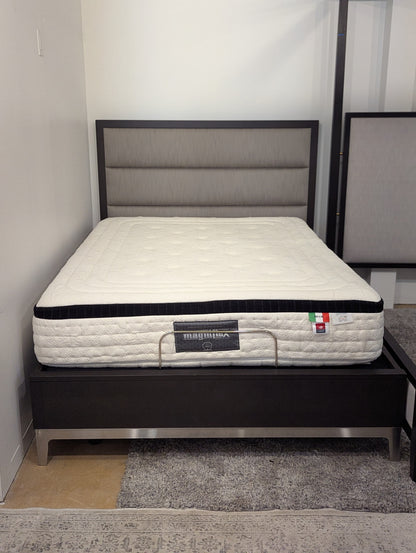 Durham Defined Distinction Bedframe with Headboard