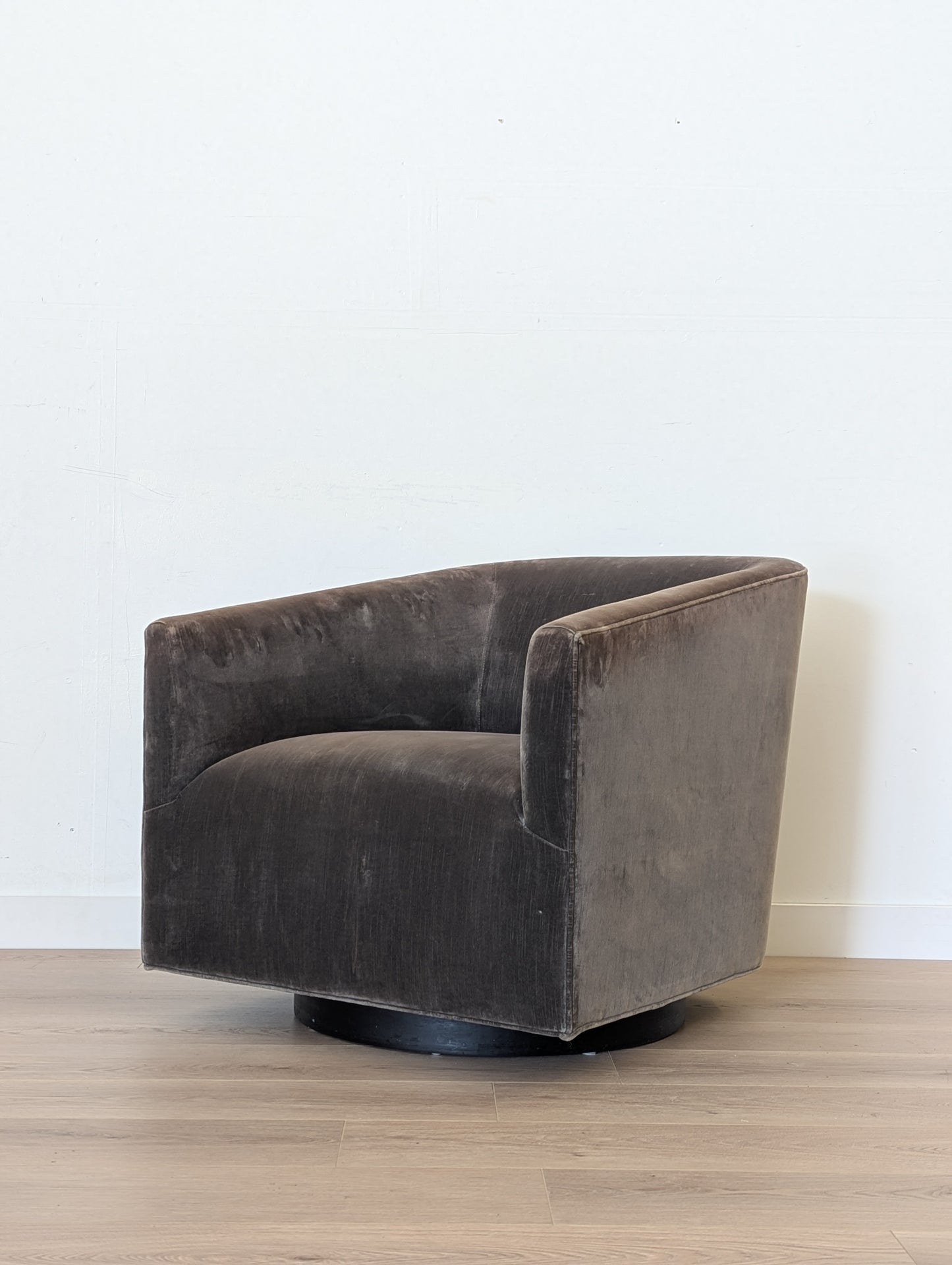 RH 1950s Italian Shelter Arm Swivel Lounge Chair - Vintage Velvet