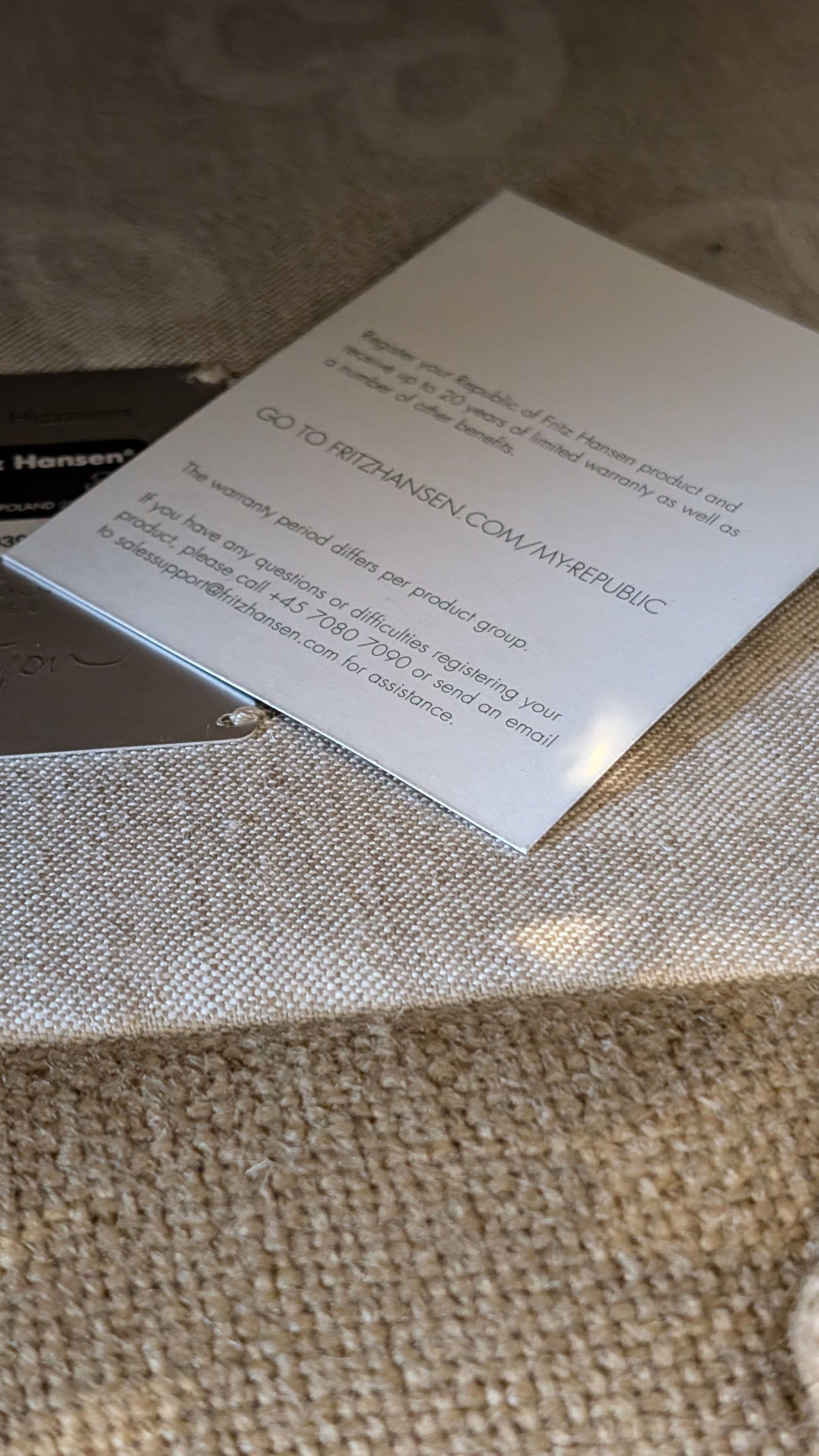 Fritz Hansen Favn JH3 Sofa