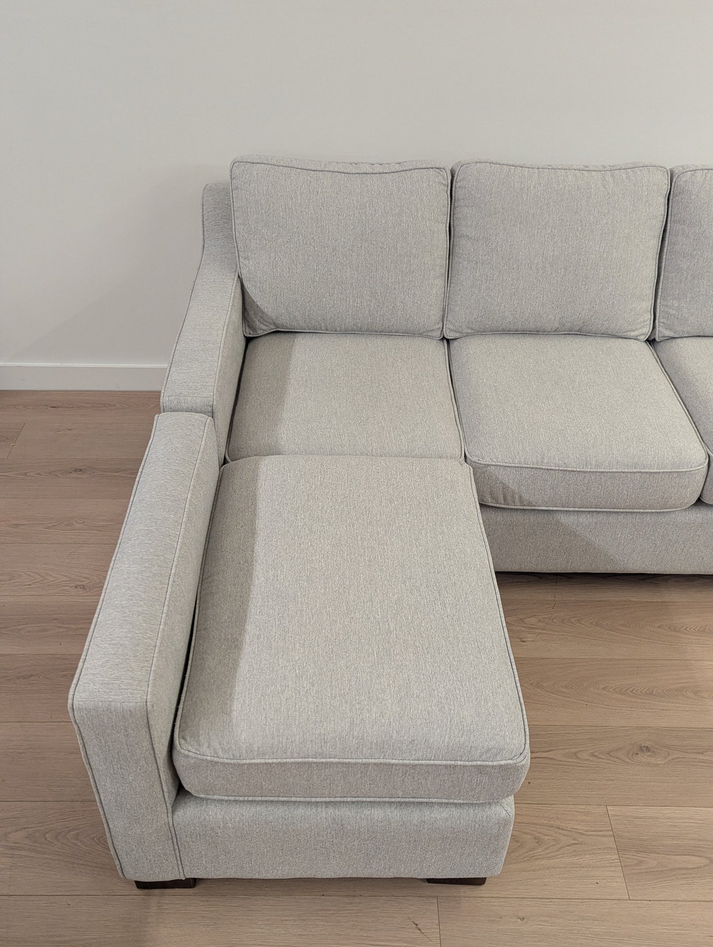 Stylus Metro Sofa with Reversible Chaise