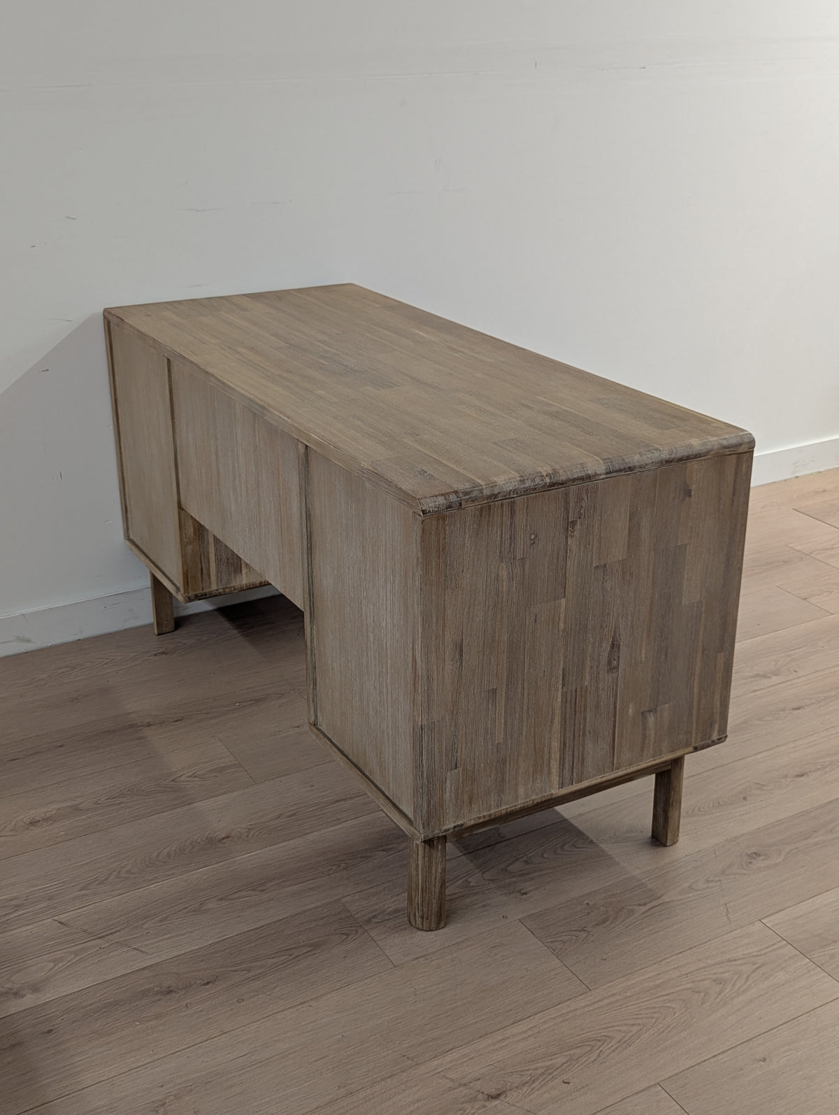 Urban Barn Nuevo Desk
