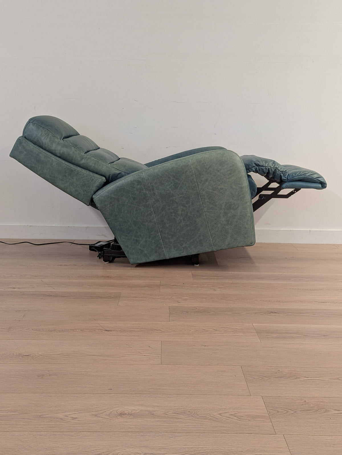 La-Z-Boy Forum Reclining Armchair