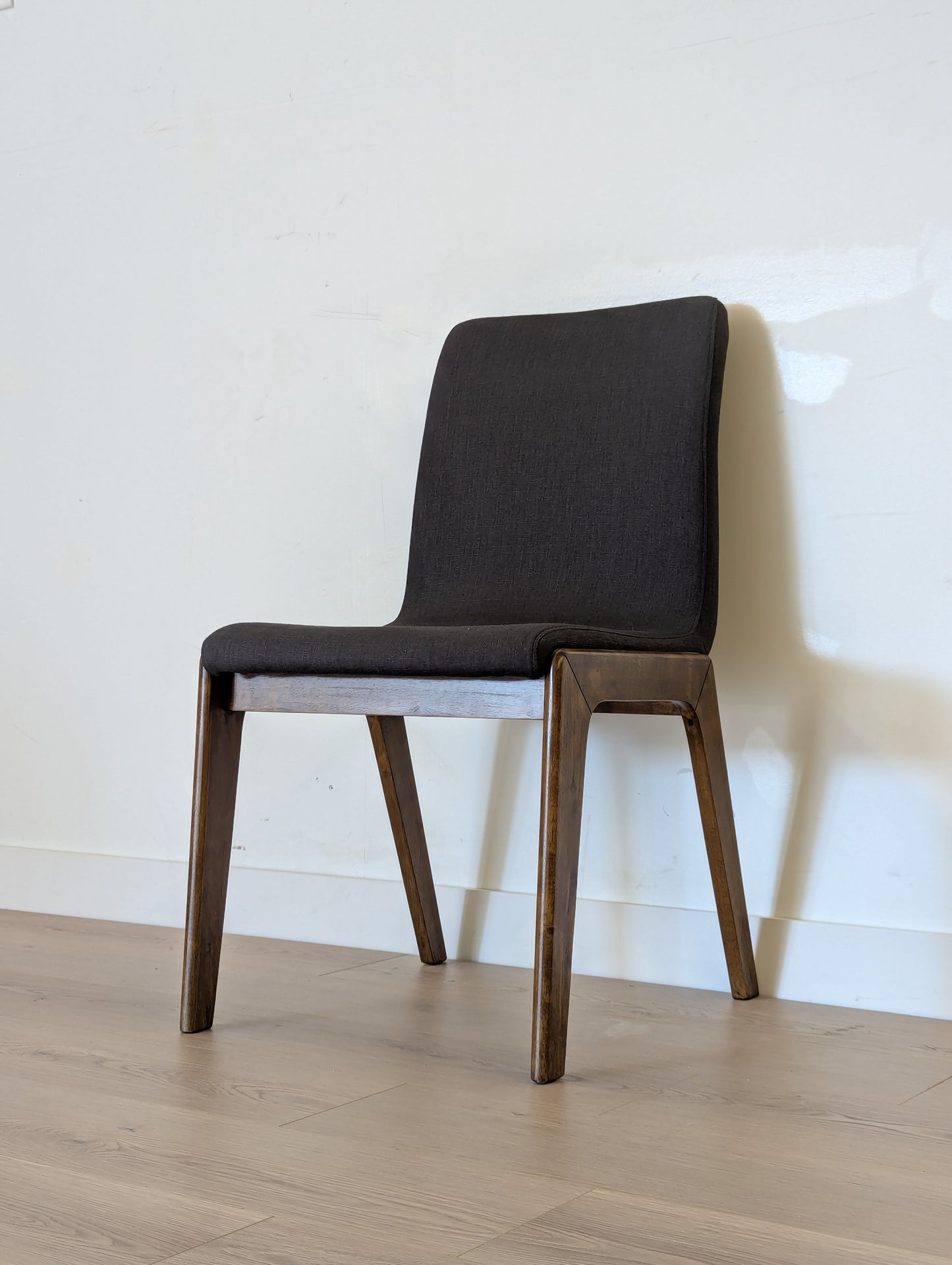 Nüspace Dining Chair