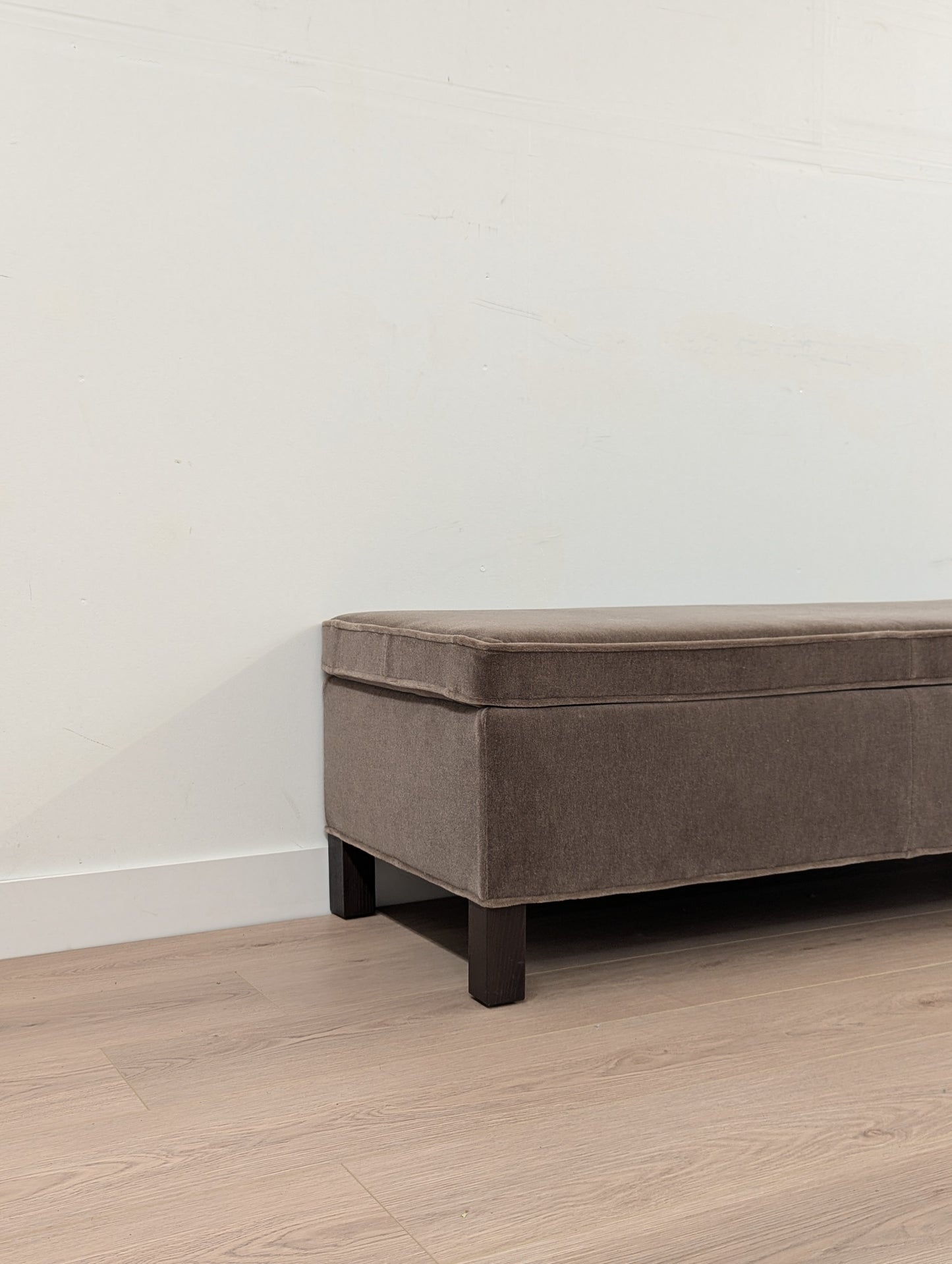 Knoll Krefeld™ Mohair Ottoman