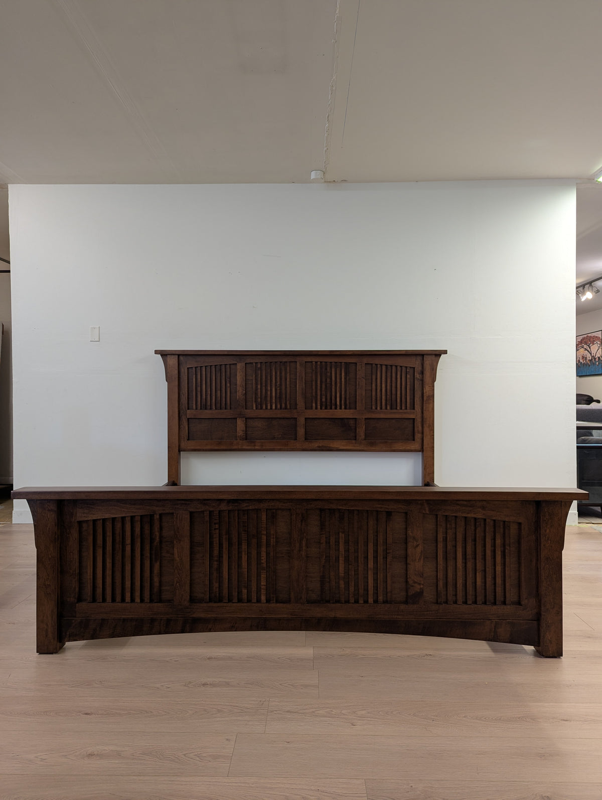Sahara Home Furniture Solitaire Bedframe (Queen)