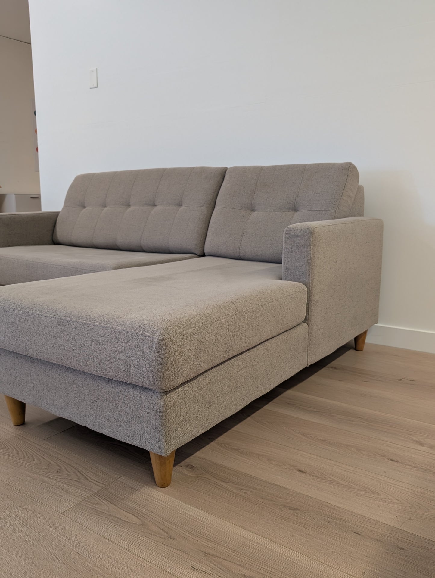 The Bay MCM Appt Sized Sectional