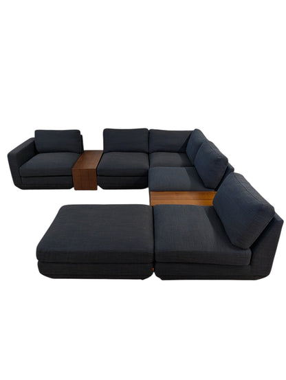 Gus Modern Podium 8 Piece Sectional Set