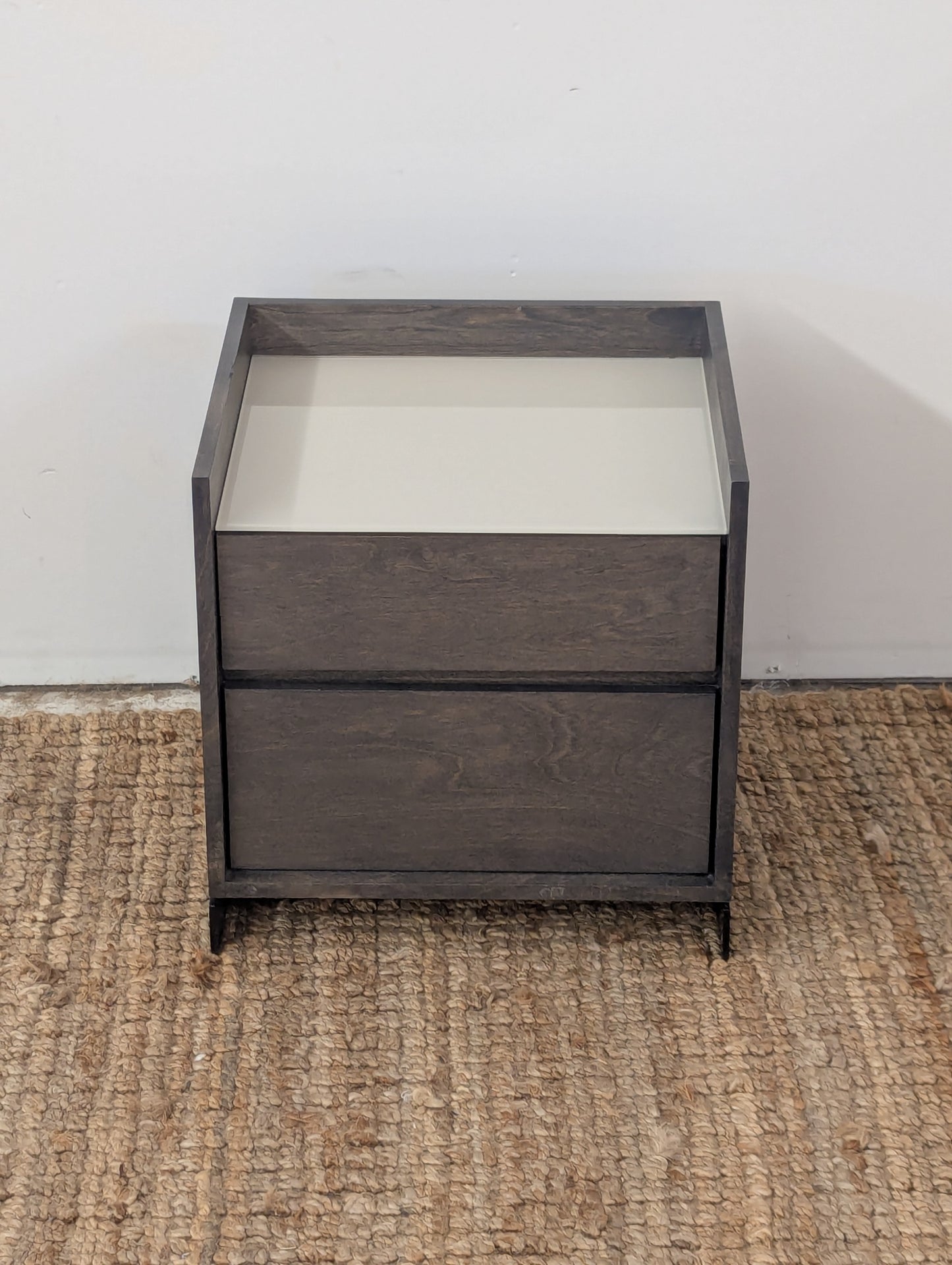 Huppé Nightstand
