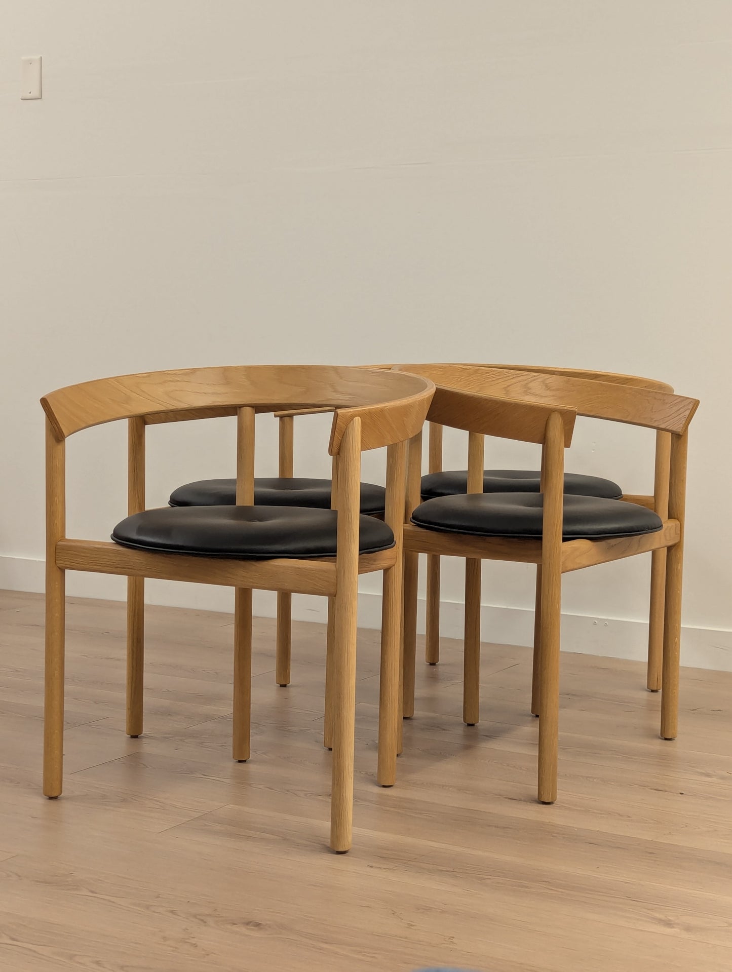 Herman Miller Comma Dining Chairs (Set of 4)
