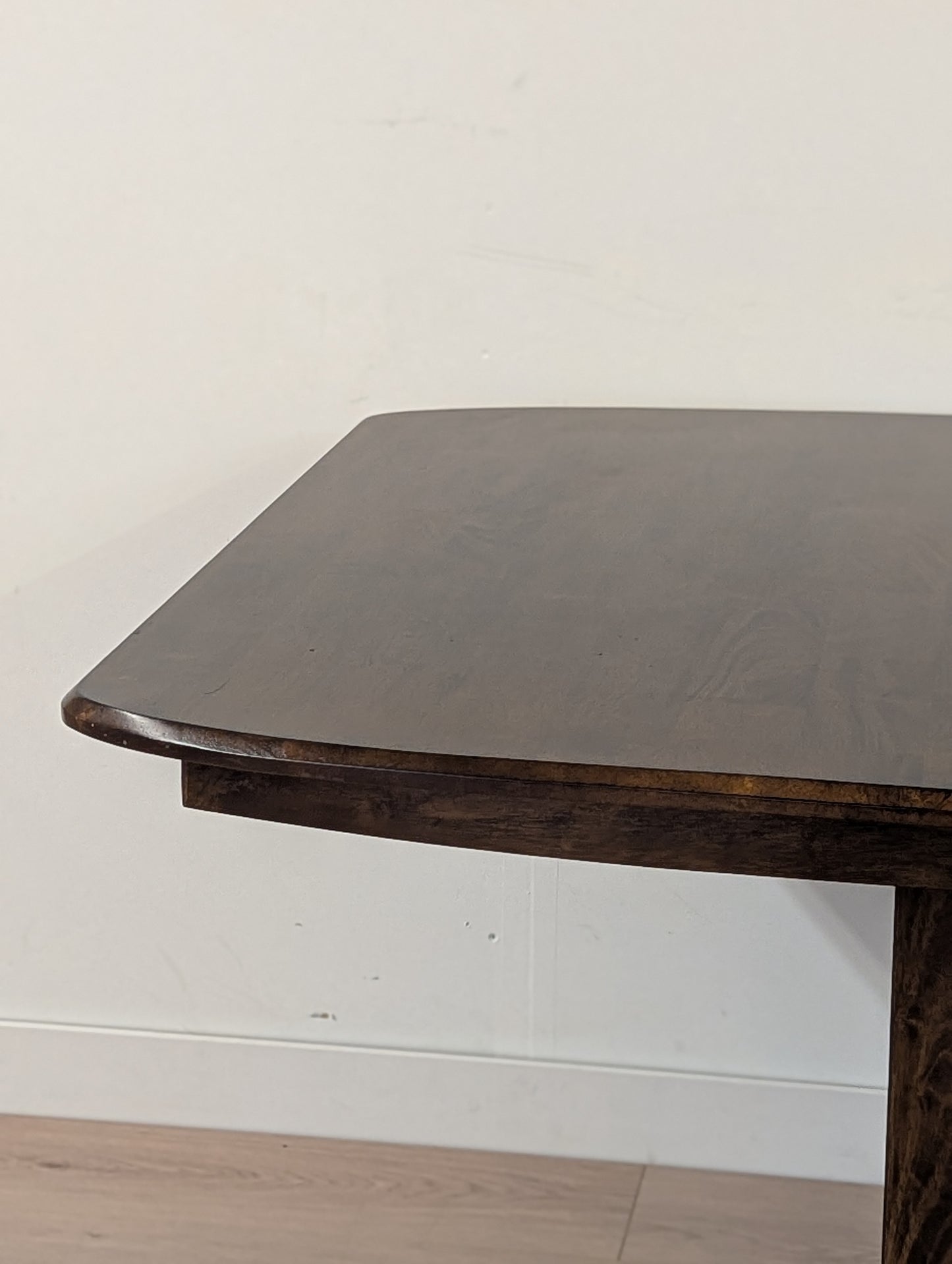 Extendable Dining Table