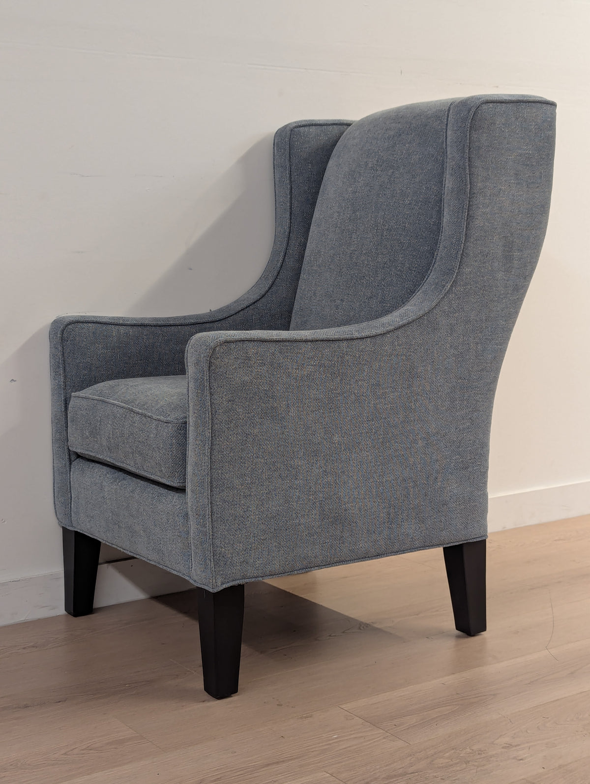 Stylus Rogers Armchair & Ottoman