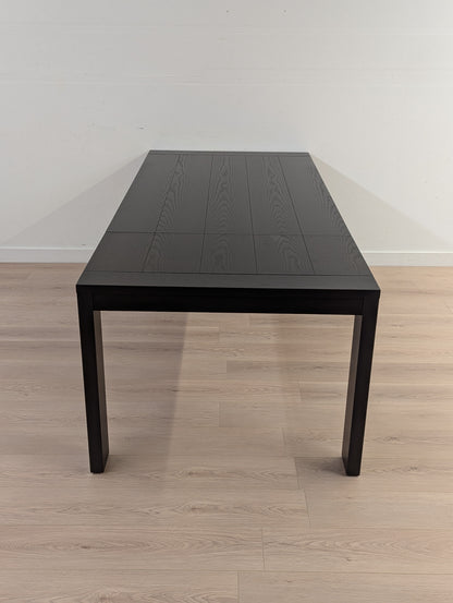 Solid Oak Extendable Dining Table - 6-8 Seat