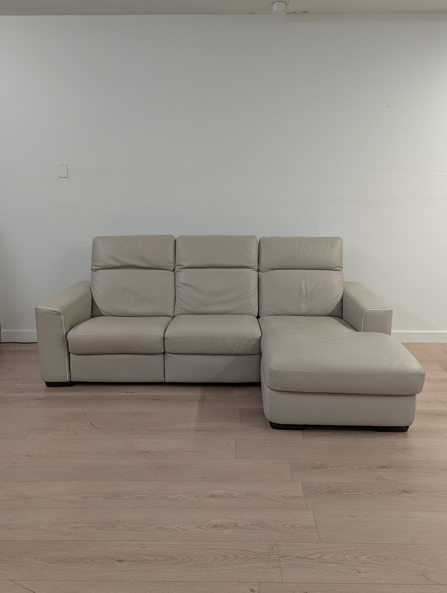 Natuzzi Italia Diesis Sectional with Storage