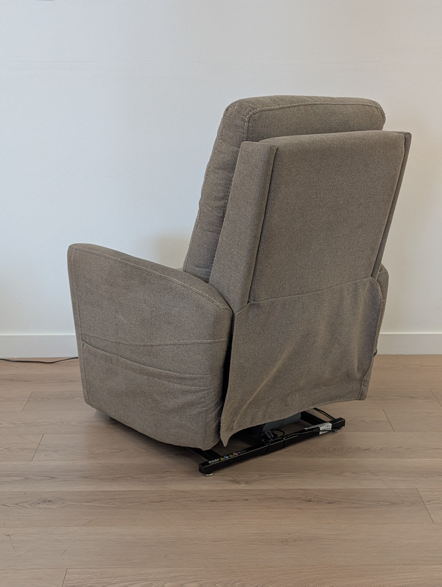 Pride VivaLift Perfecta 2 Chair