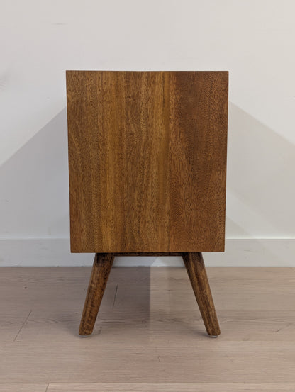 Monarch Furniture Bartz Side Table