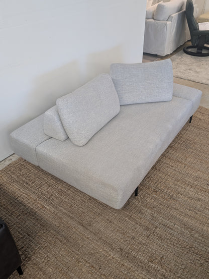 Article Divan One-Piece Sofa