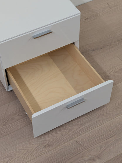 Montis Intu 2 Drawer Nightstand