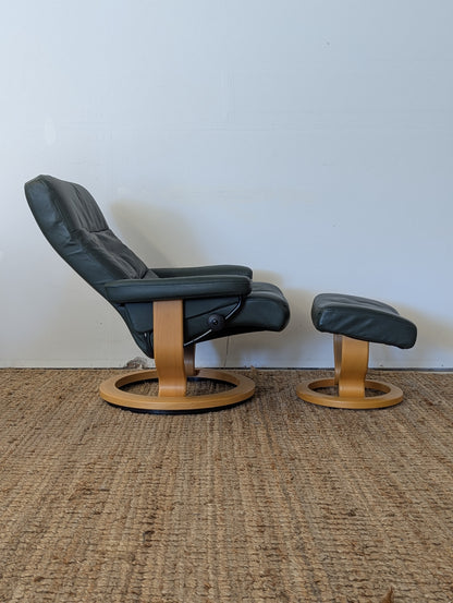 Ekornes Stressless Mayfair Reclining Chair