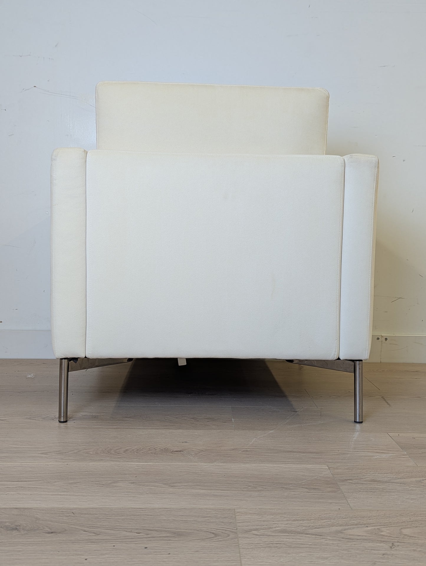 Knoll Piero Lissoni - Divina® Petite Lounge Chair