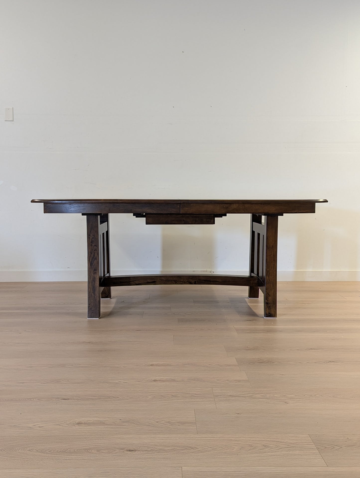 Extendable Dining Table